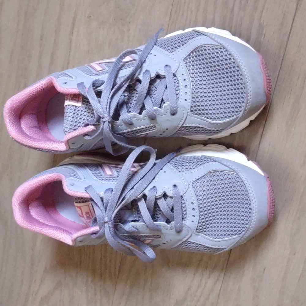 NB 460v2 Tech Ride Response 1.0 sneakers 7.5